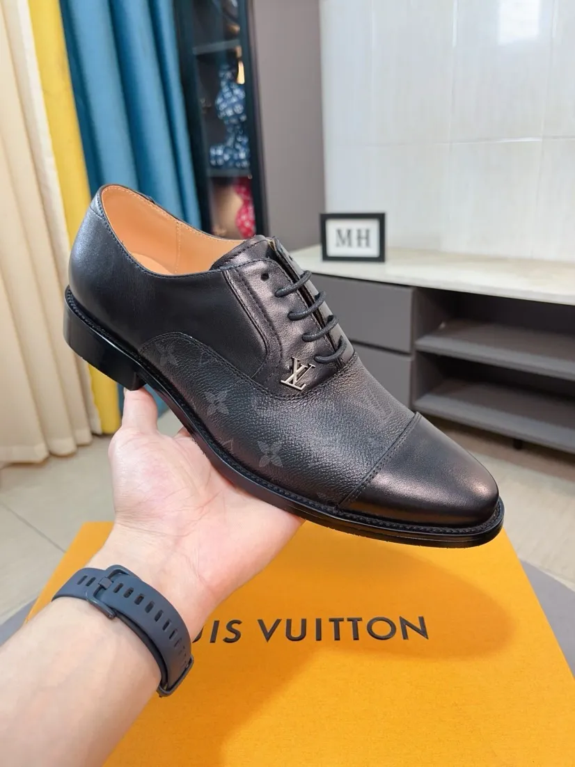 Men's men's shoes 💰520🌸🌸【LV Louis Vuitton】~ New product 🆕High-end original men's 🚹Business casual leather shoes, made of original cowhide open-edge bead fabric➕comfortable and soft cowhide lining➕cowhide insole, original LOGO rubber non-slip outsole. Code number: 38-44